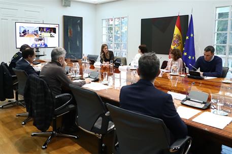 20/11/2024. Pedro Sánchez preside la reunión del Comité de crisis para el seguimiento de los efectos de la DANA. Pedro Sánchez preside la re...